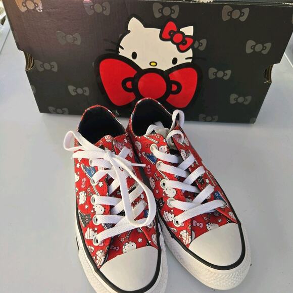 Converse x Hello Kitty Shoes US Red Chuck Taylor All Star Womens 5/ Mens 3 EUC!! - Picture 1 of 9
